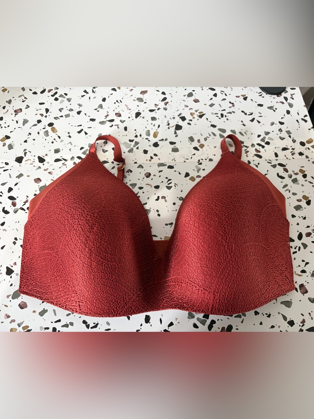 Women’s Seamless Molded Cup Bra - Deep Red